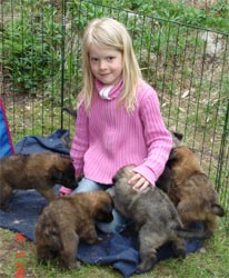 Kamilla with L-litter